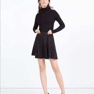 Zara black & white pinstripe mini skirt